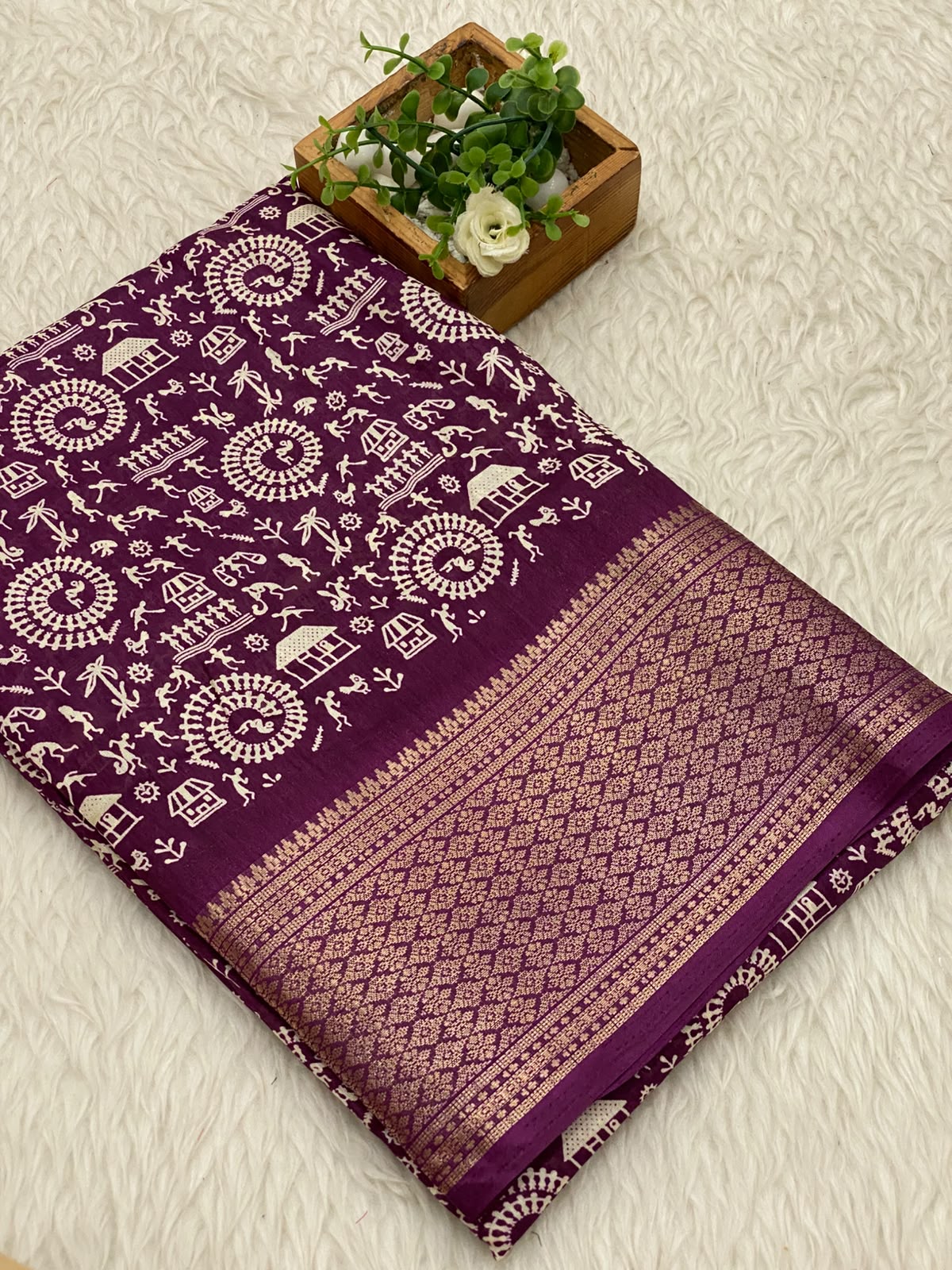 Iconic Dola Silk Sarees