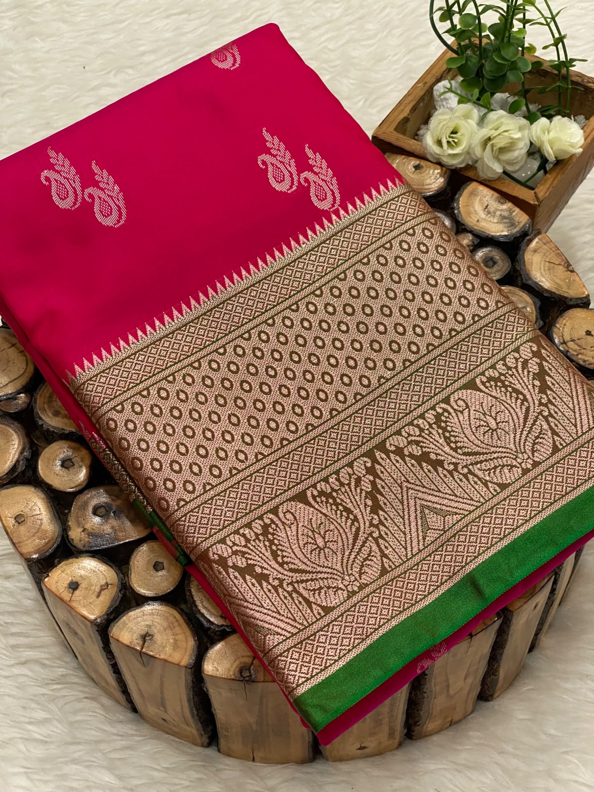 Semi Gadwal Pattu Sarees