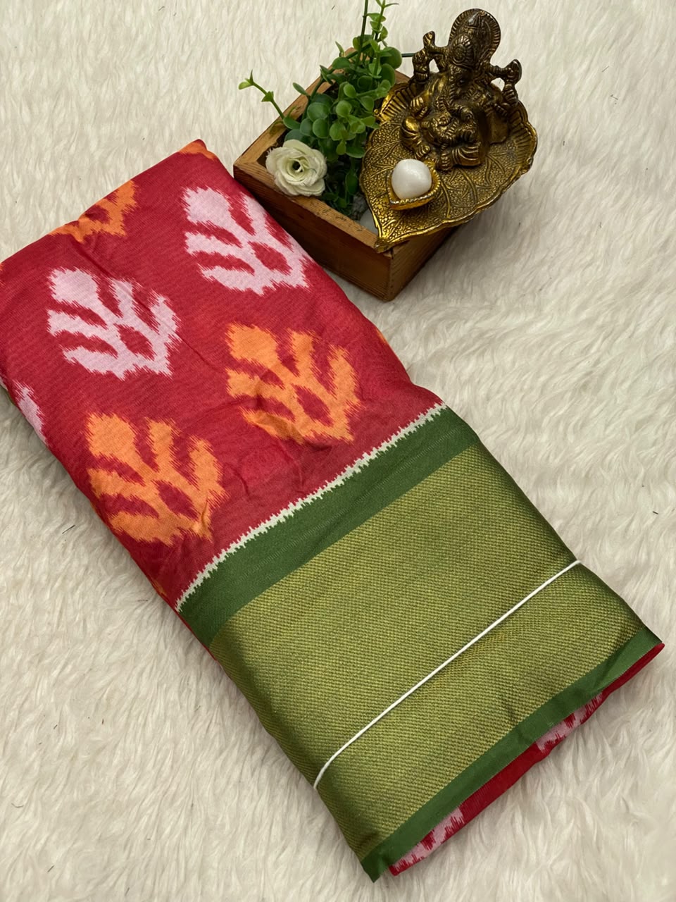 Pochampally Dola Silk Saree