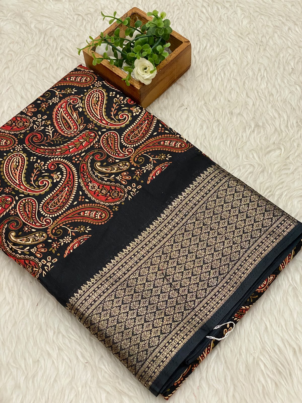 Iconic Silk Sarees -VOL1