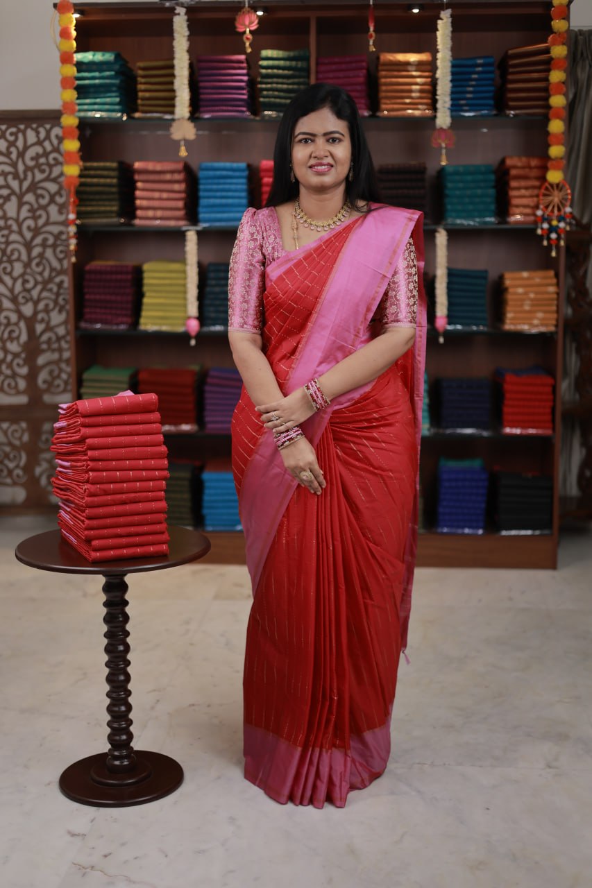 Arani Vairaooshi Soft Silk Saree