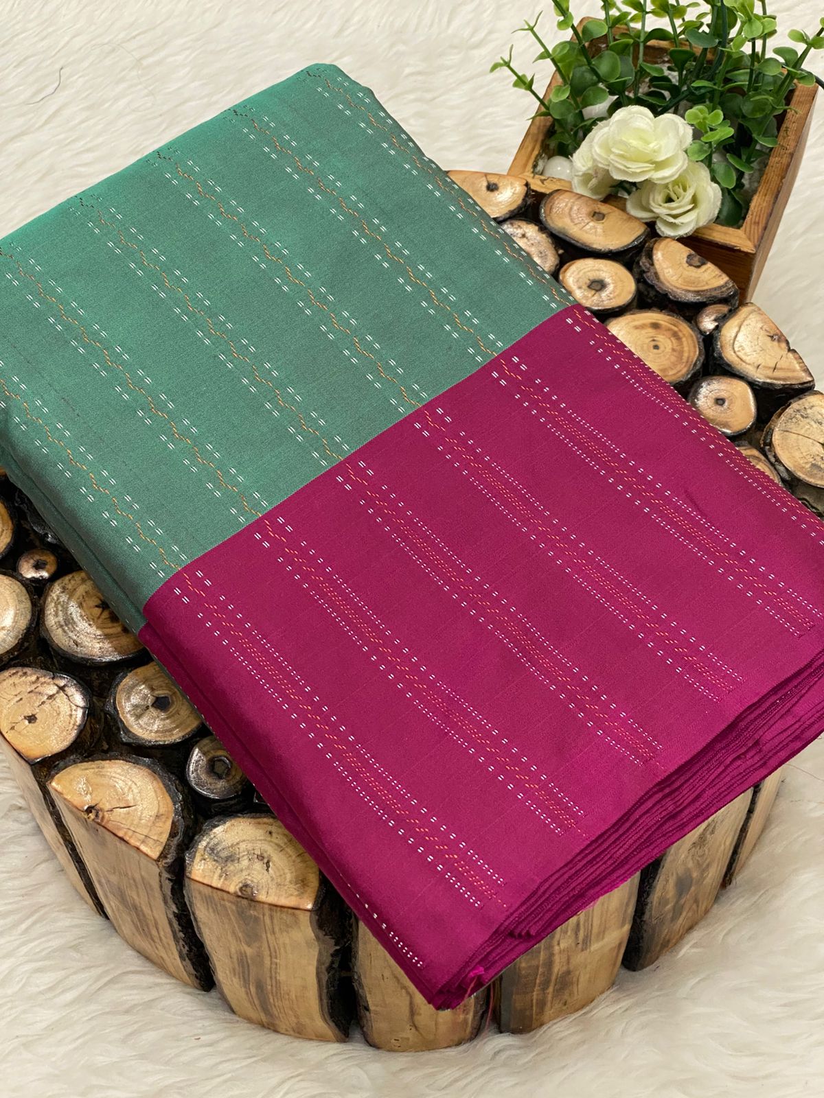 Arani Vairaooshi Soft Silk Saree