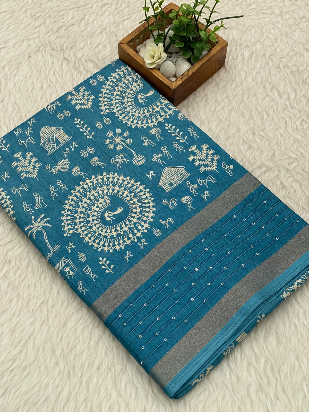 Iconic Border Sequence Sarees