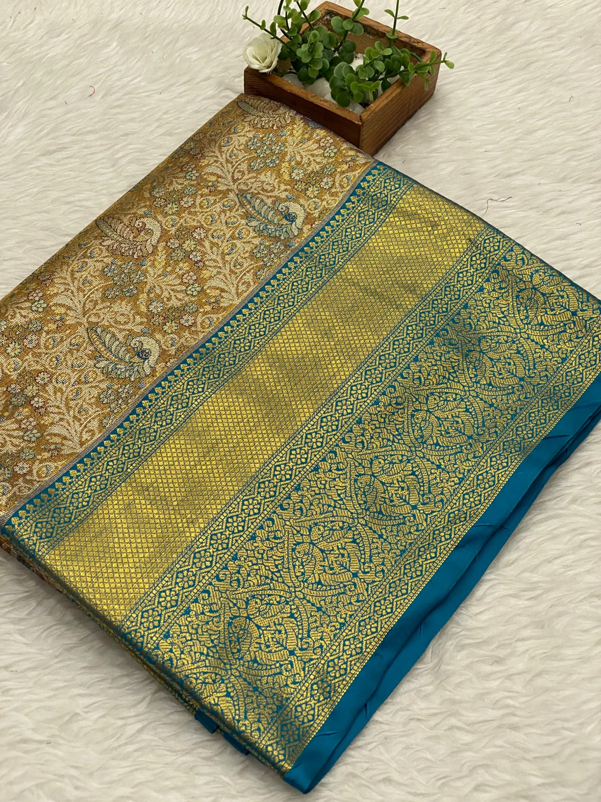 Semi Dharmavaram Pattu Saree