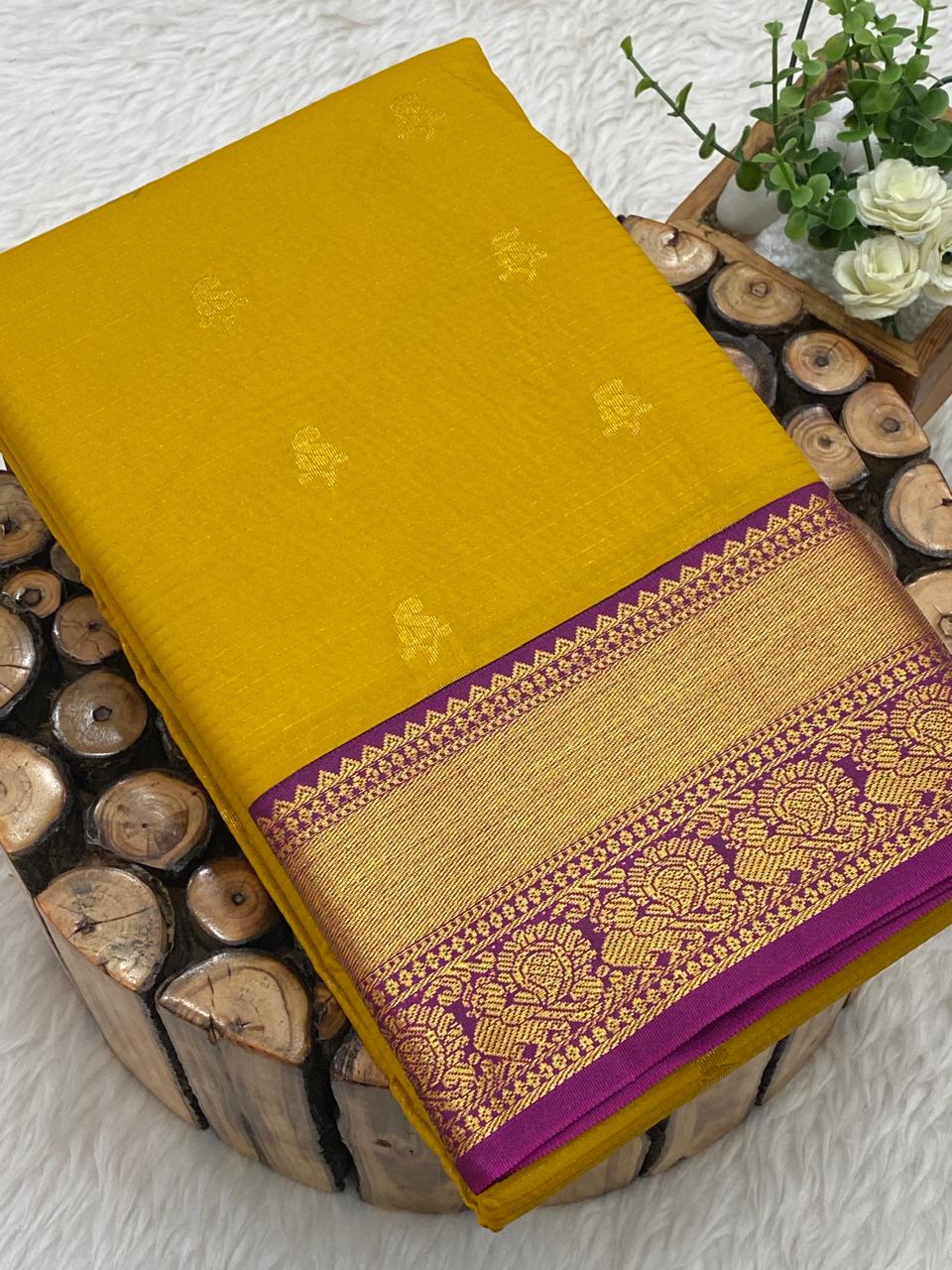 Vairaooshi Chinna Border Sarees