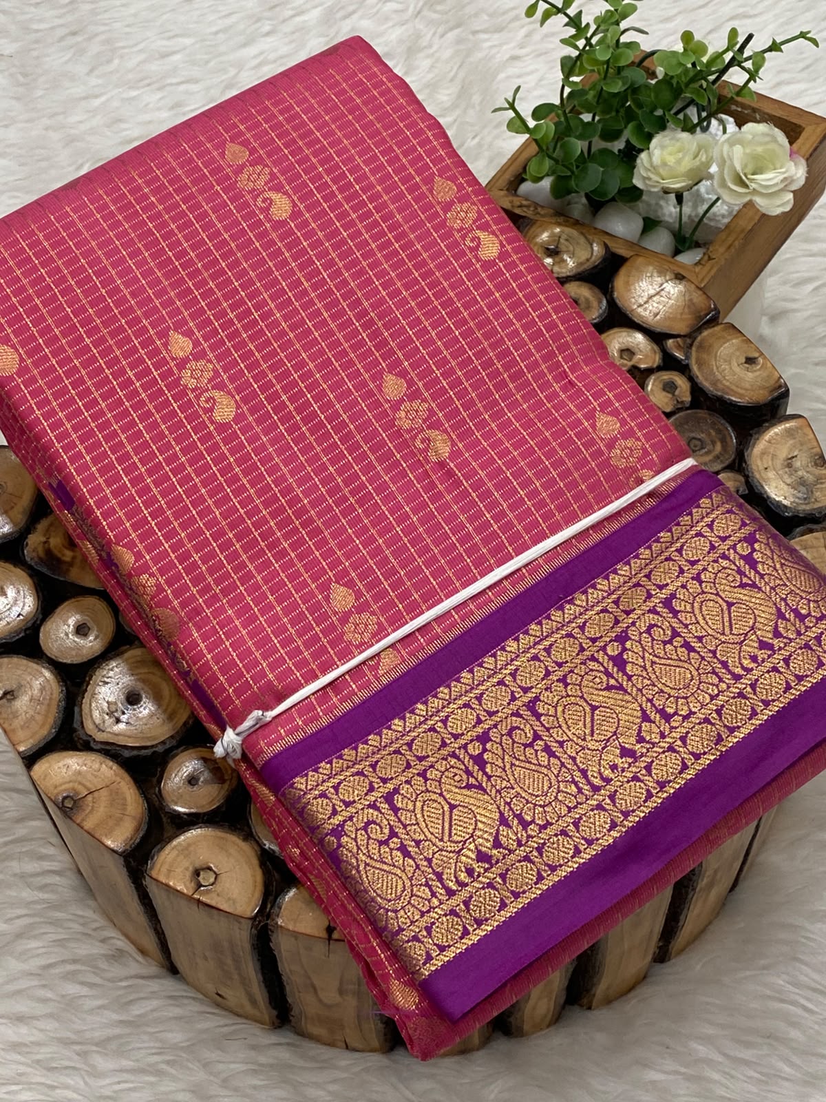 Vairaooshi Chinna Border Sarees