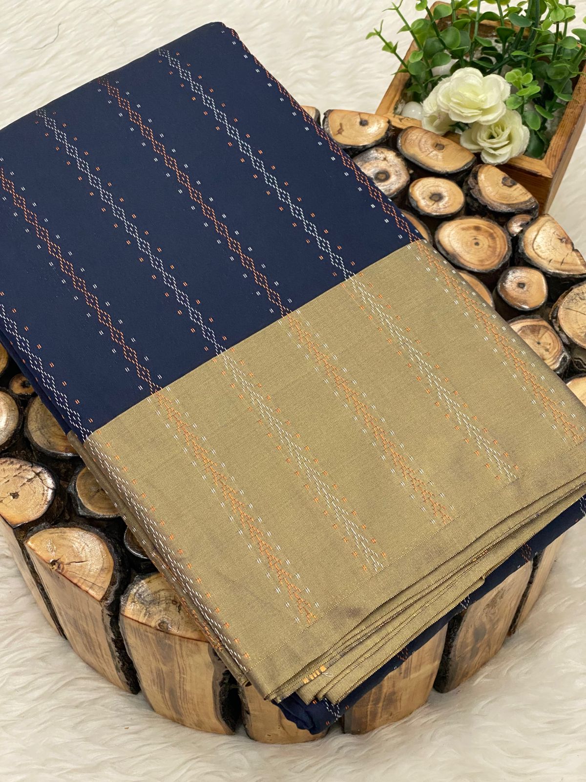 Arani Vairaooshi Soft Silk Saree