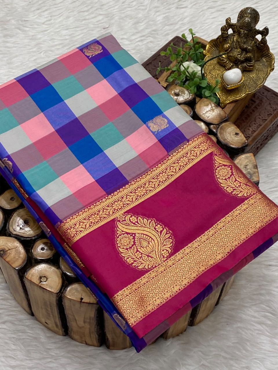 Paalum Pazhamum Bridal Saree