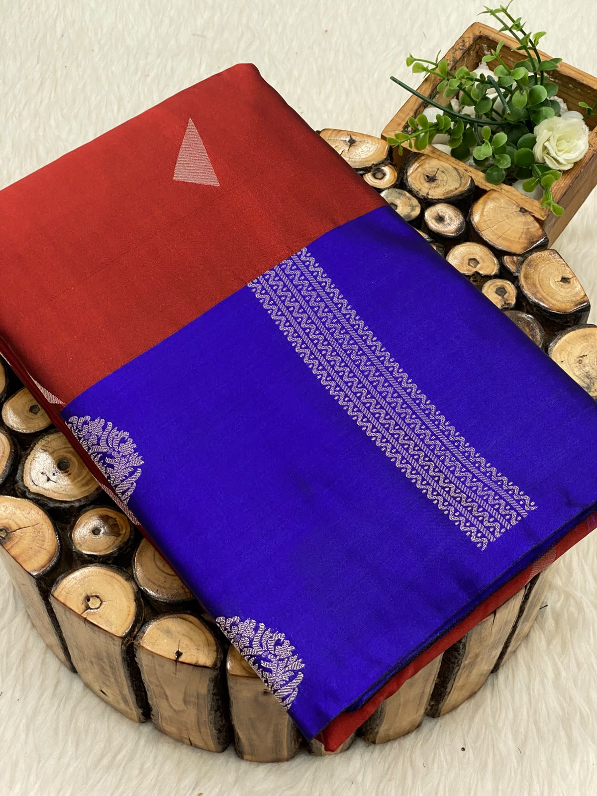 Vegan Elite Silk Saree