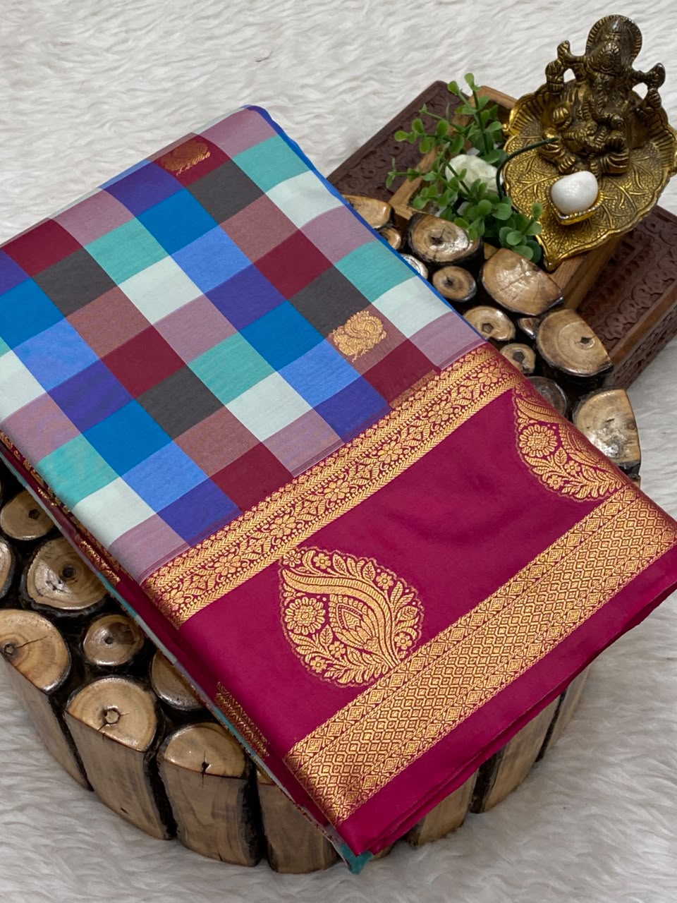 Paalum Pazhamum Bridal Saree