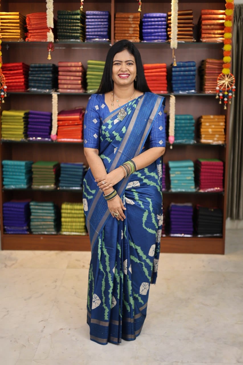 Border Sequence Dola Sarees