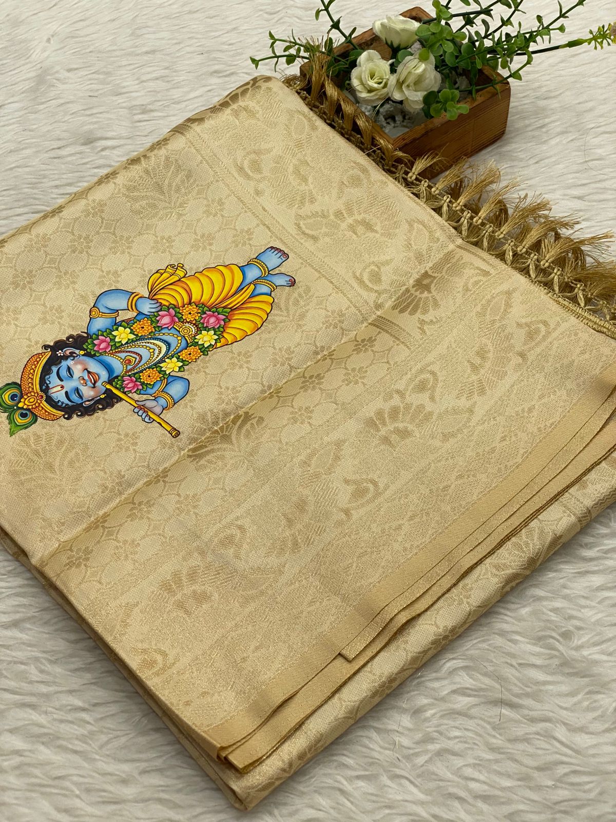 Venpattu Bridal Saree