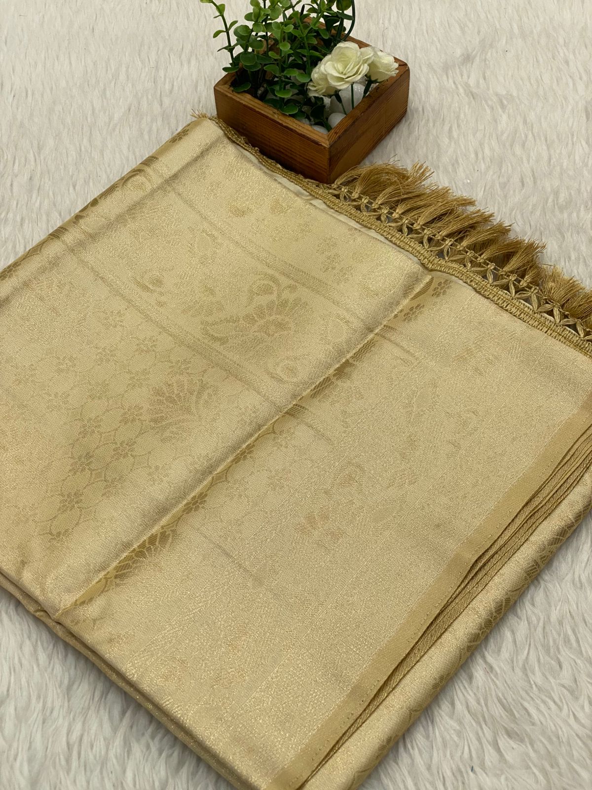 Venpattu Silk Saree