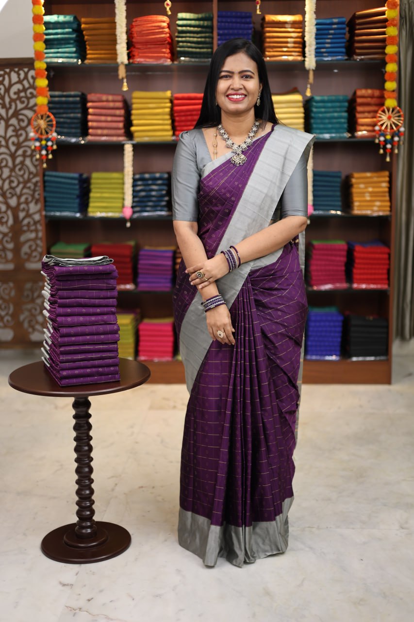 Arani Vairaooshi Soft Silk Saree