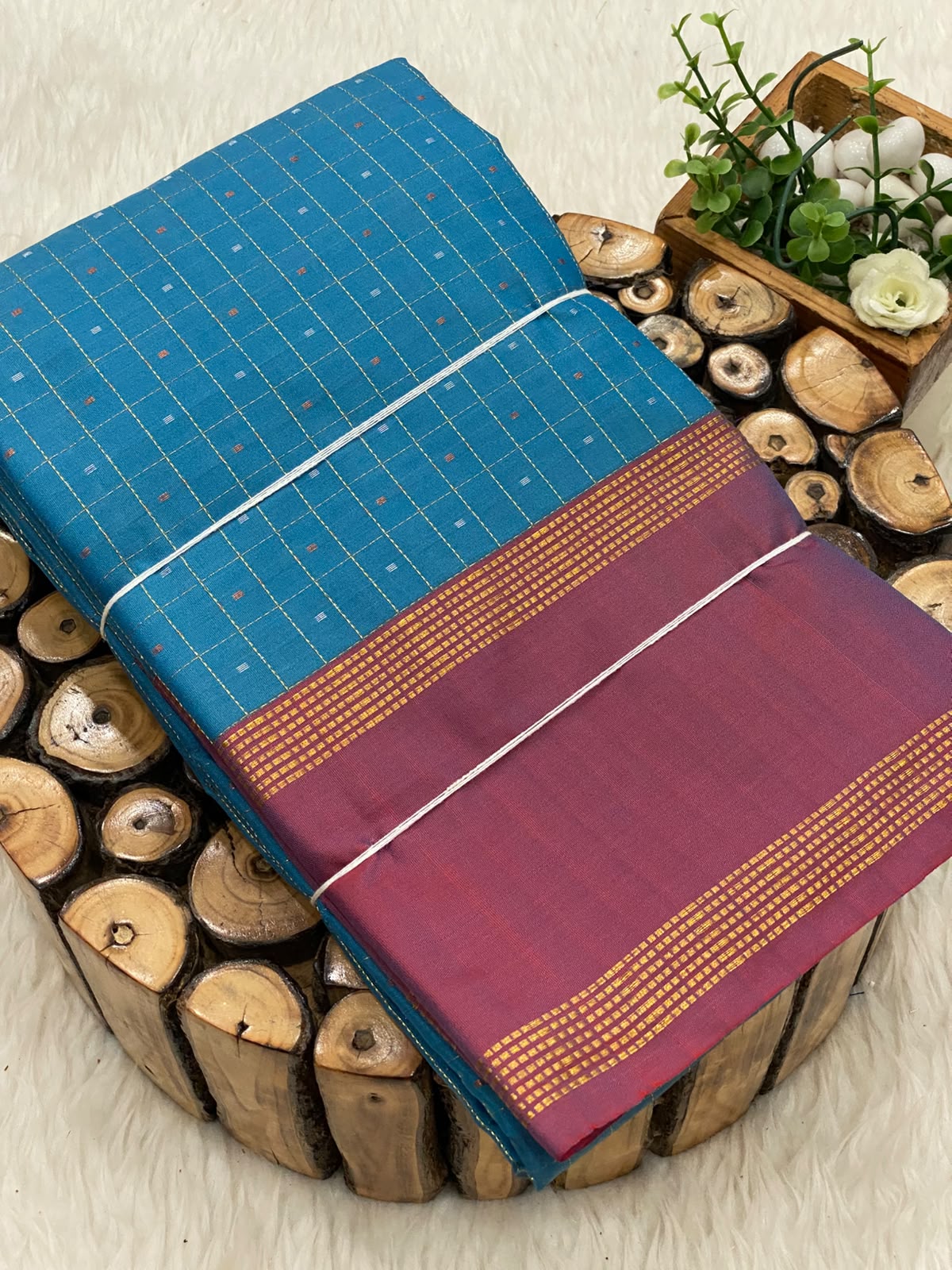 Arani Vairaooshi Soft Silk Saree