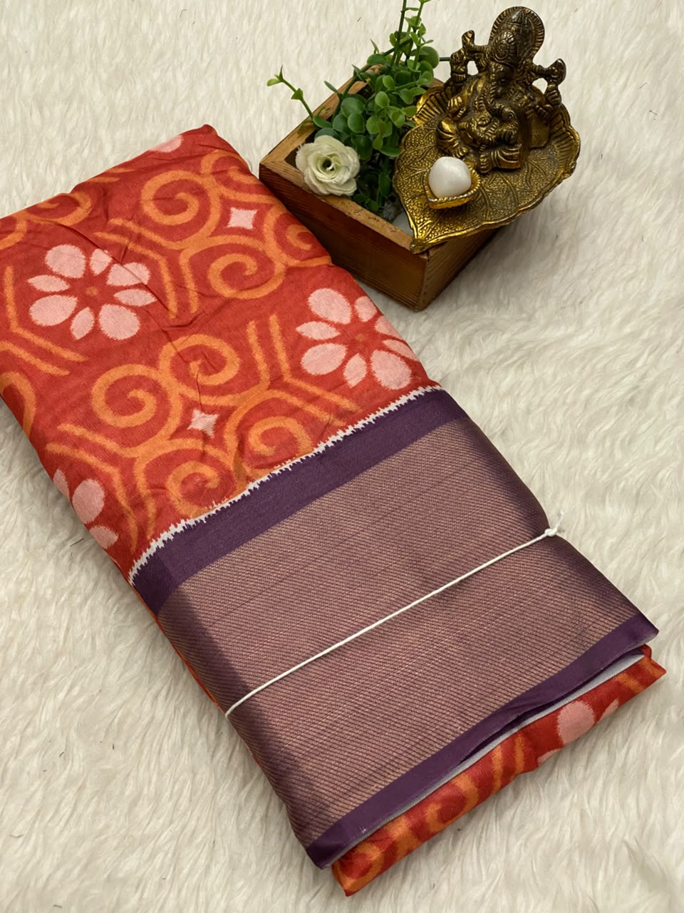 Pochampally Dola Silk Saree