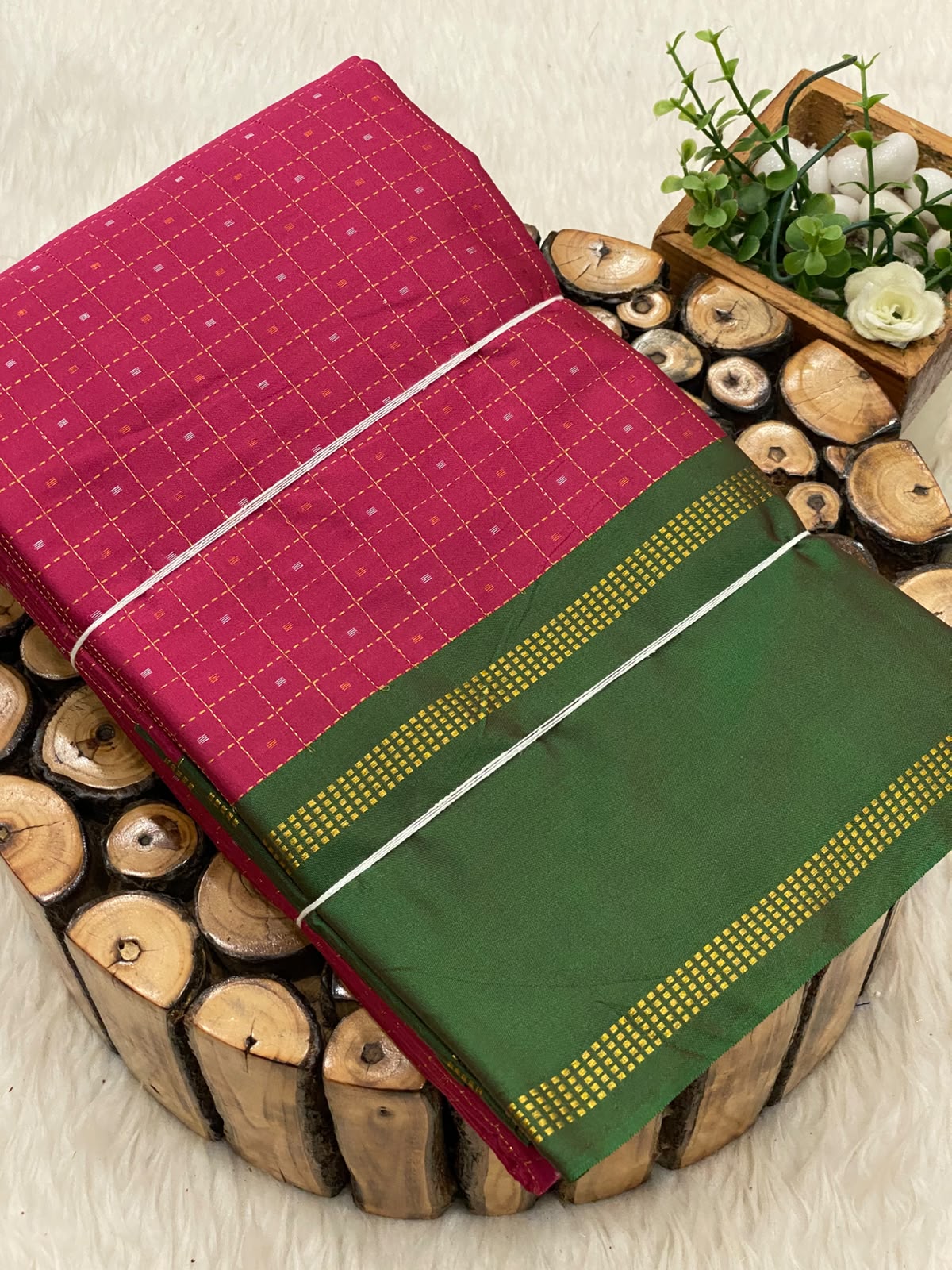 Arani Vairaooshi Soft Silk Saree