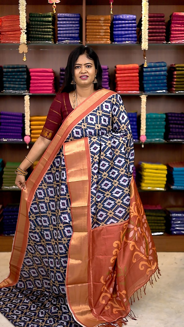 Pochampally Dola Silk Saree