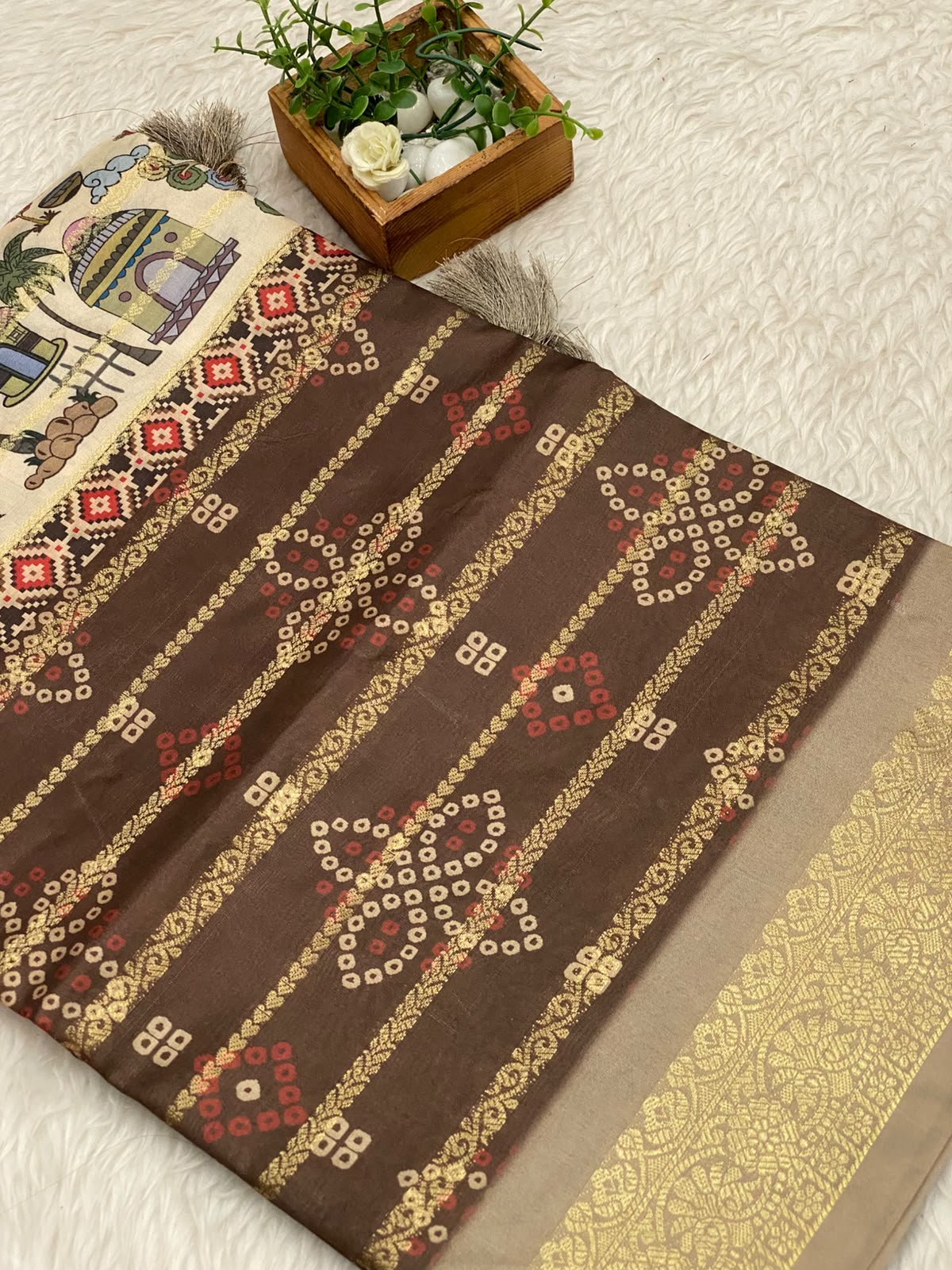 Zari Dola Saree