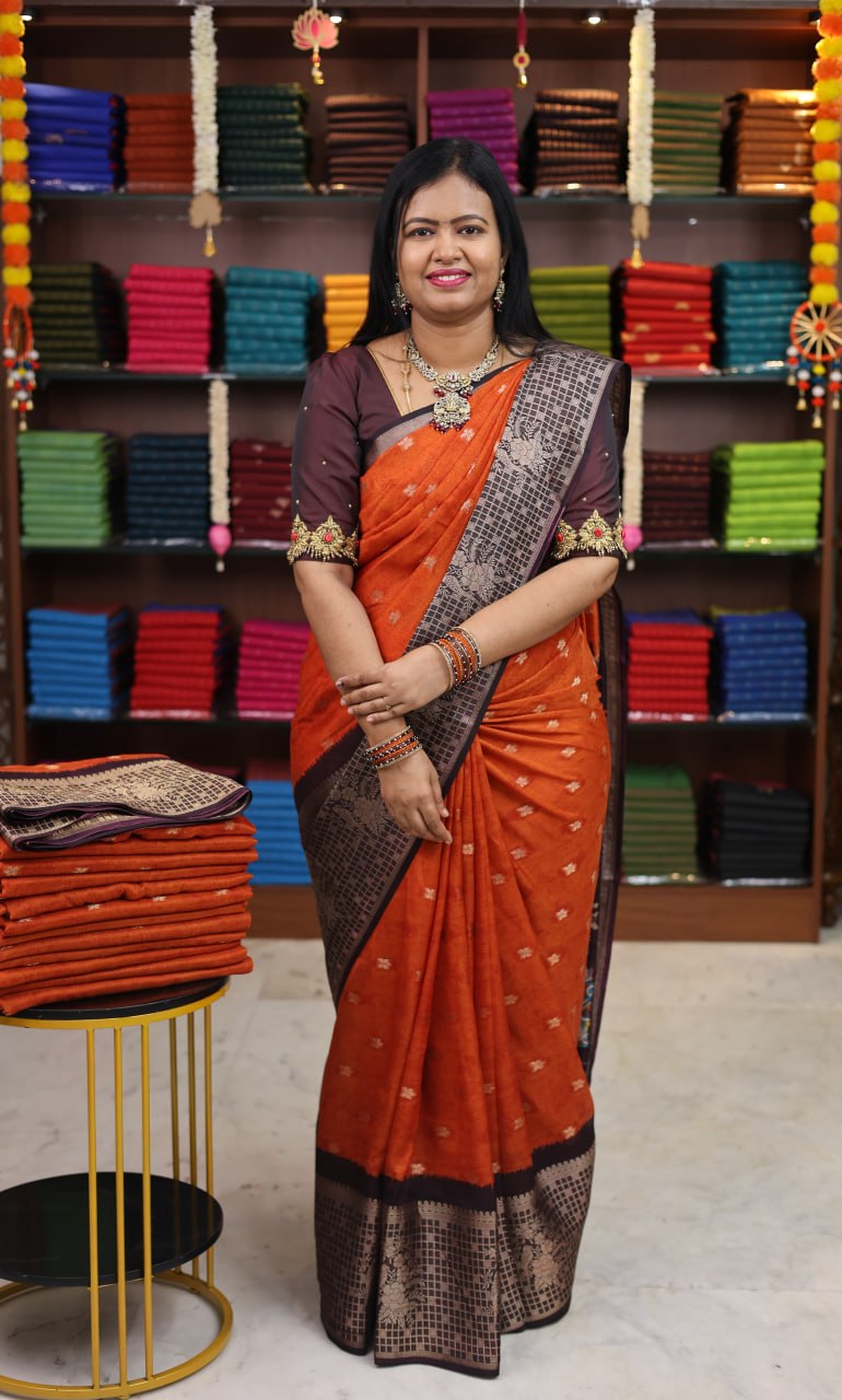 Dola Khadhi Saree
