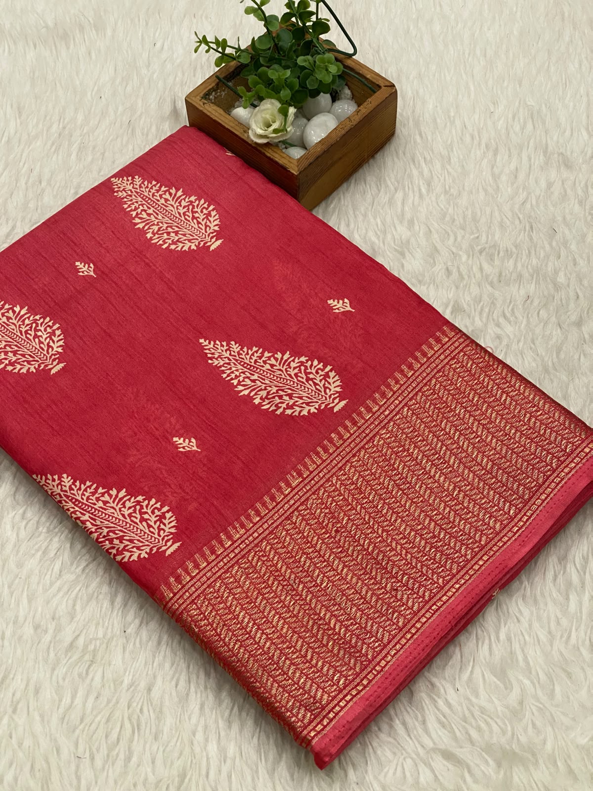 Iconic Dola Silk Sarees vol1