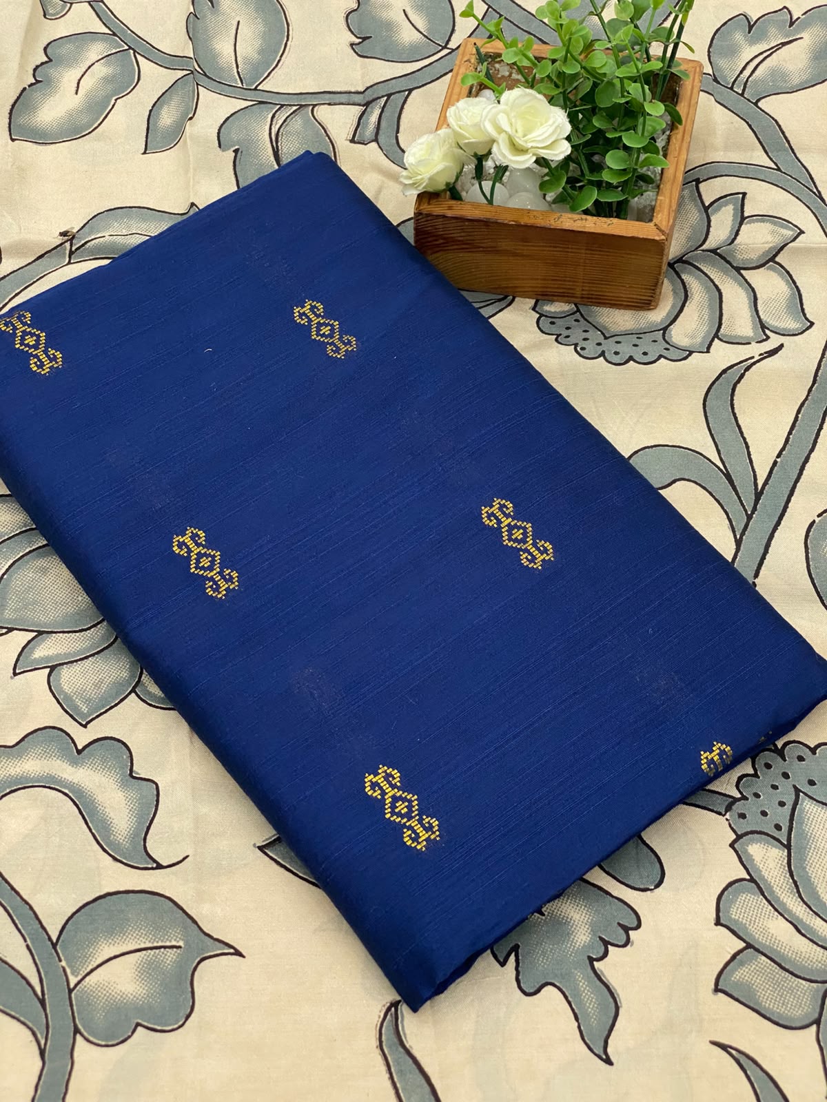 2 Pc Raw Silk Salwar
