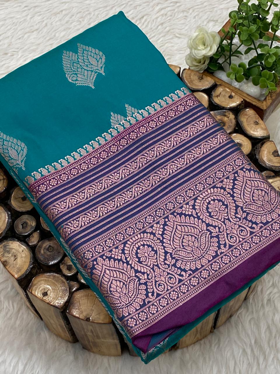 Semi Gadwal Pattu Sarees