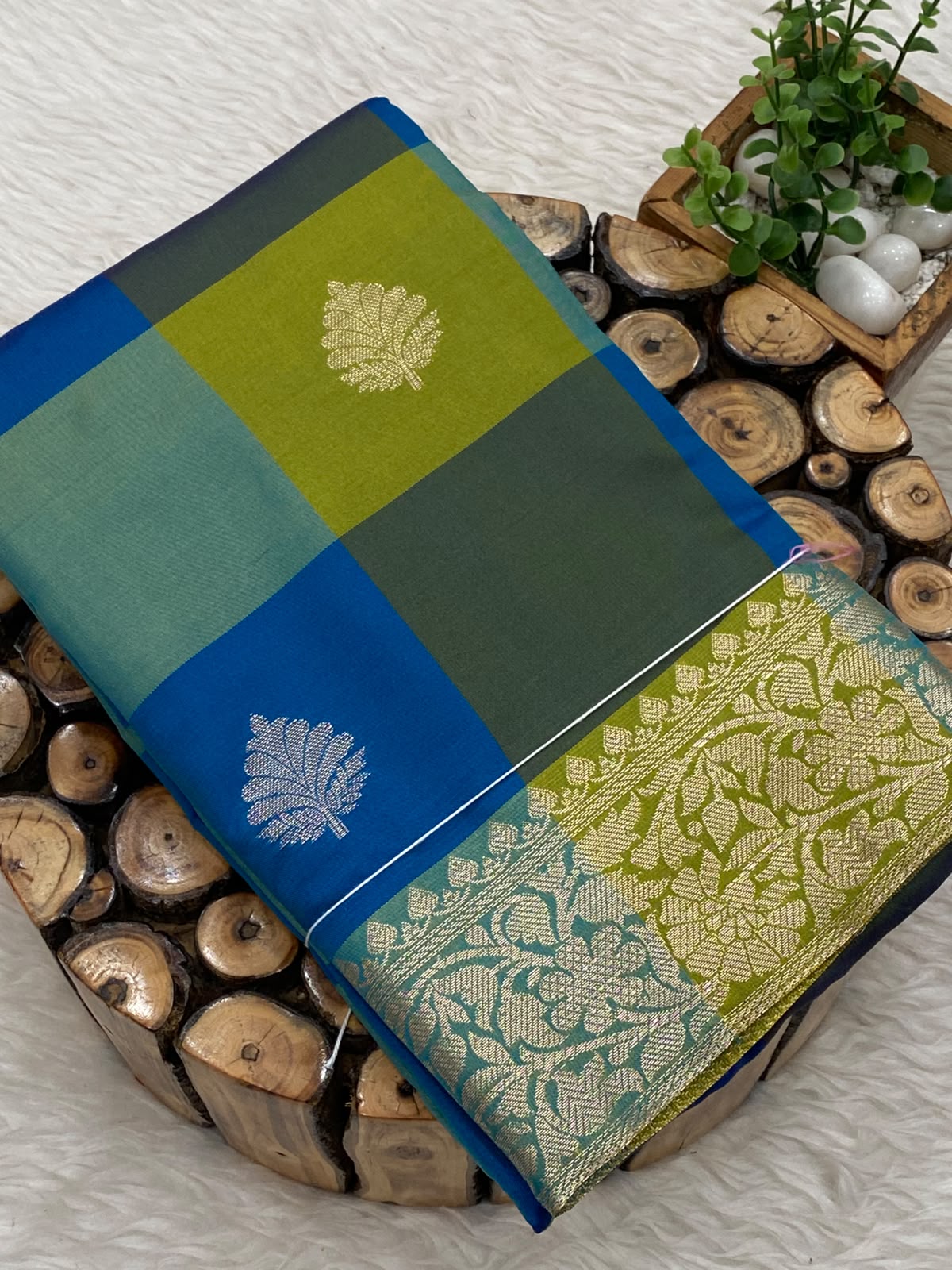 Paalum Pazhamum Katan Bridal Saree