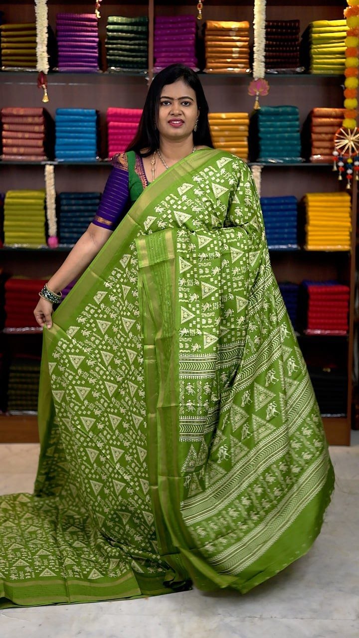 Iconic Border Sequence Sarees