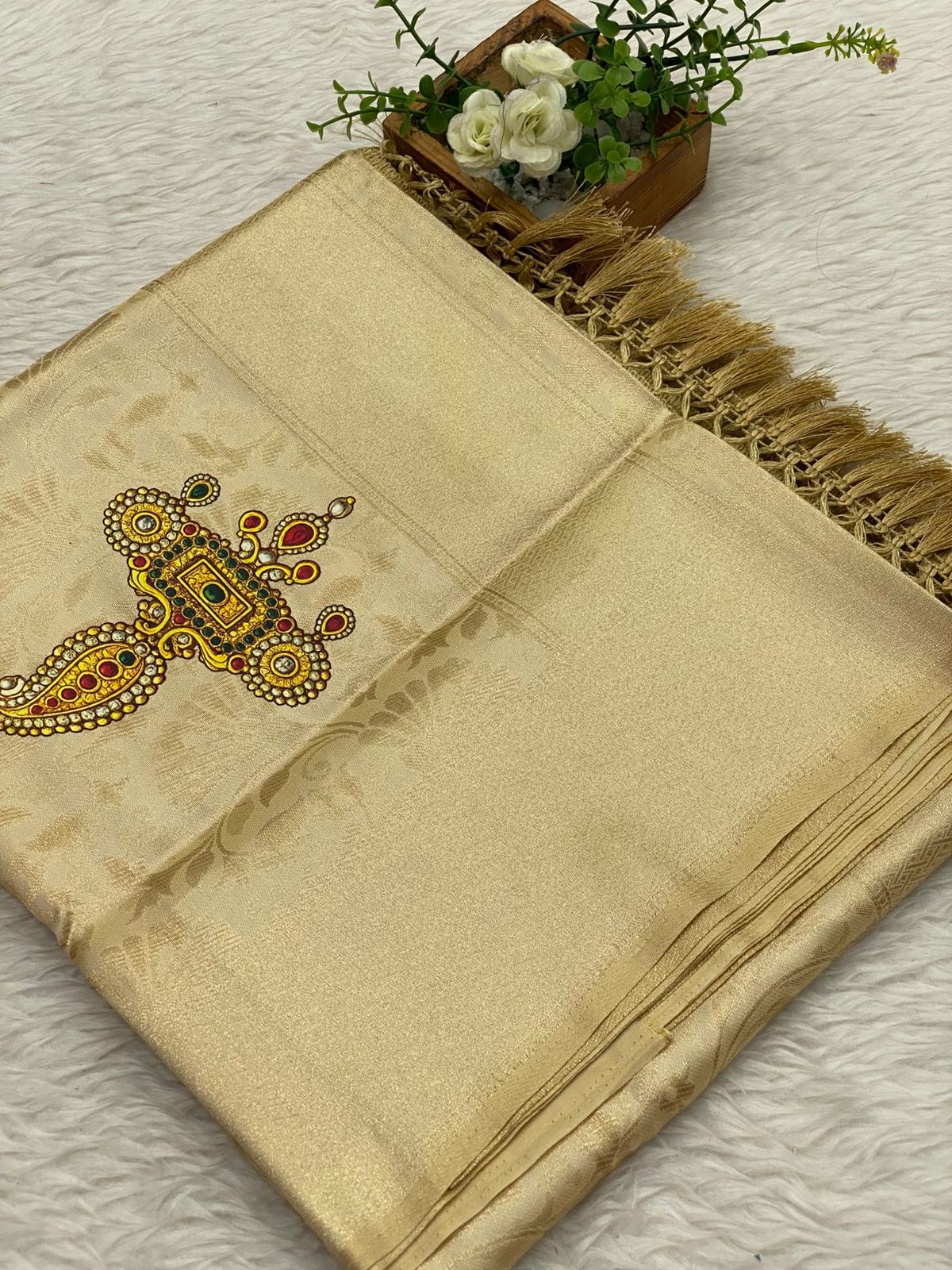 Venpattu Bridal Saree