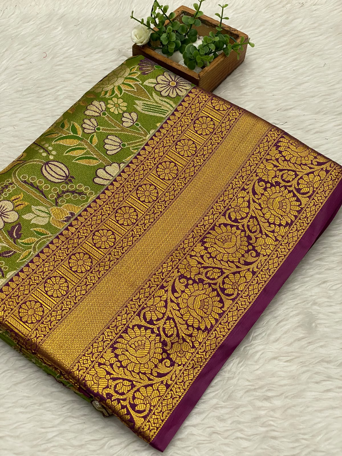 Semi Dharmavaram Pattu Saree