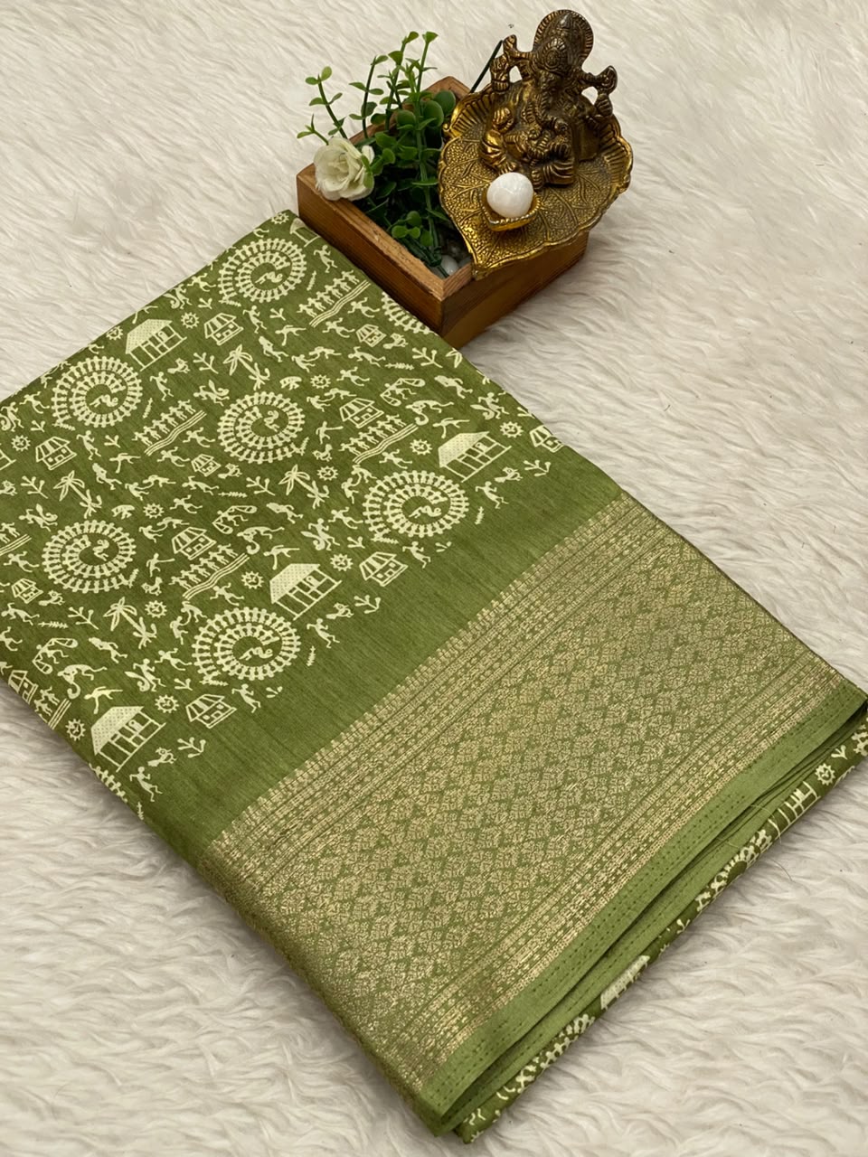 Iconic Dola Silk Sarees