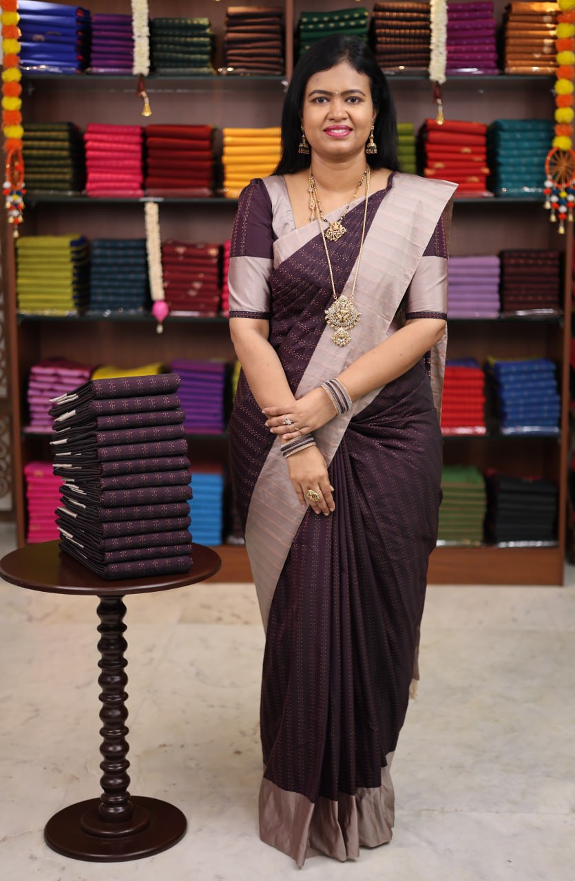 Arani Vairaooshi Soft Silk Saree