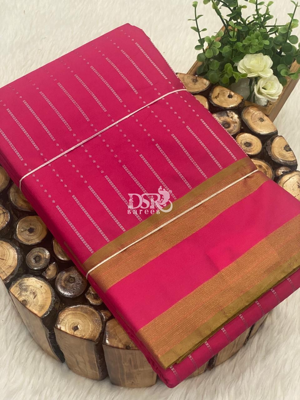 Arani Vairaooshi Soft Silk Saree