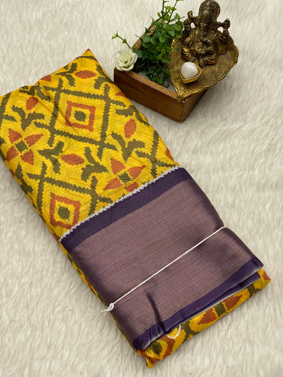 Pochampally Dola Silk Saree