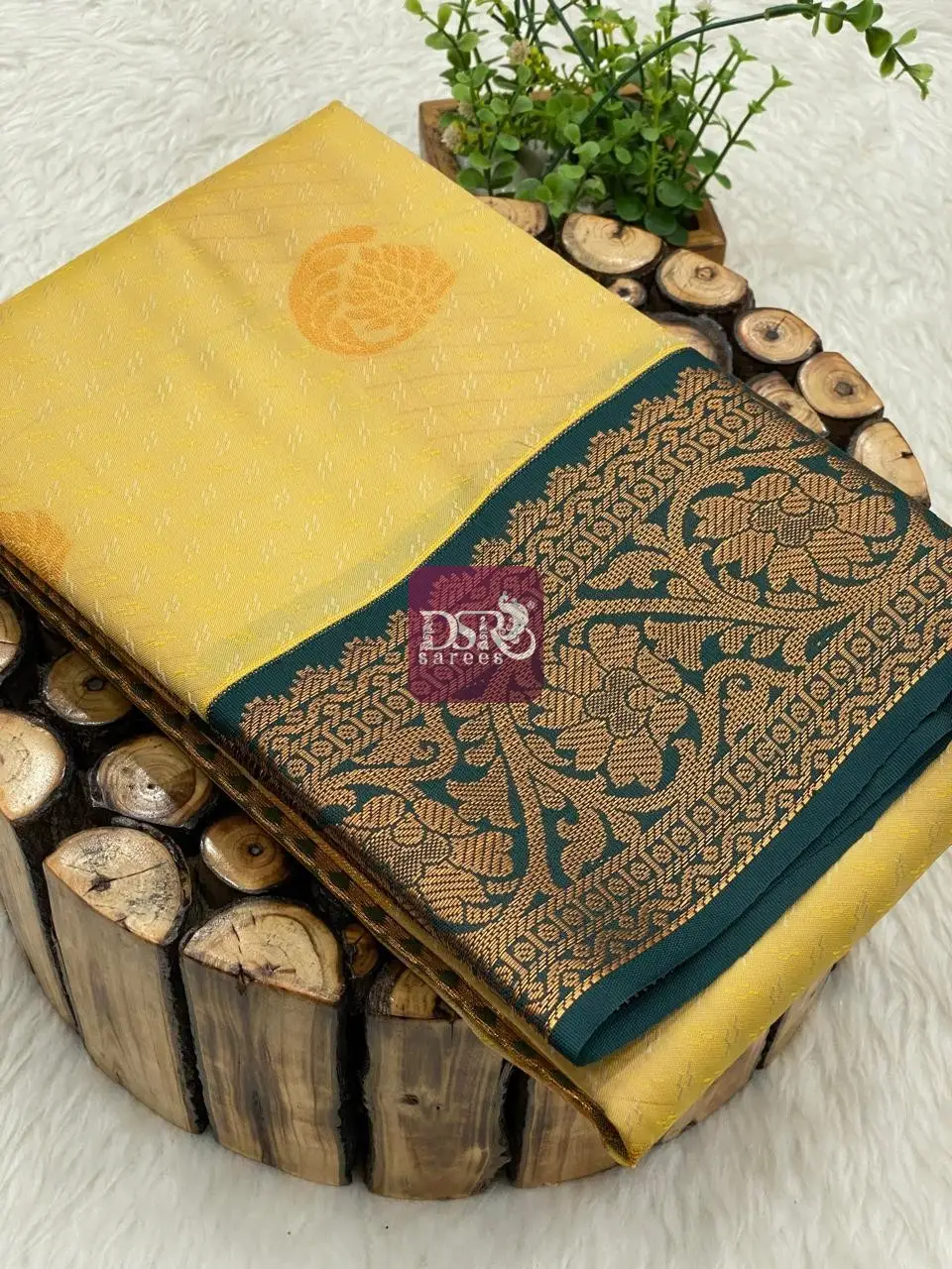 Korvai Border Embose Soft Silk