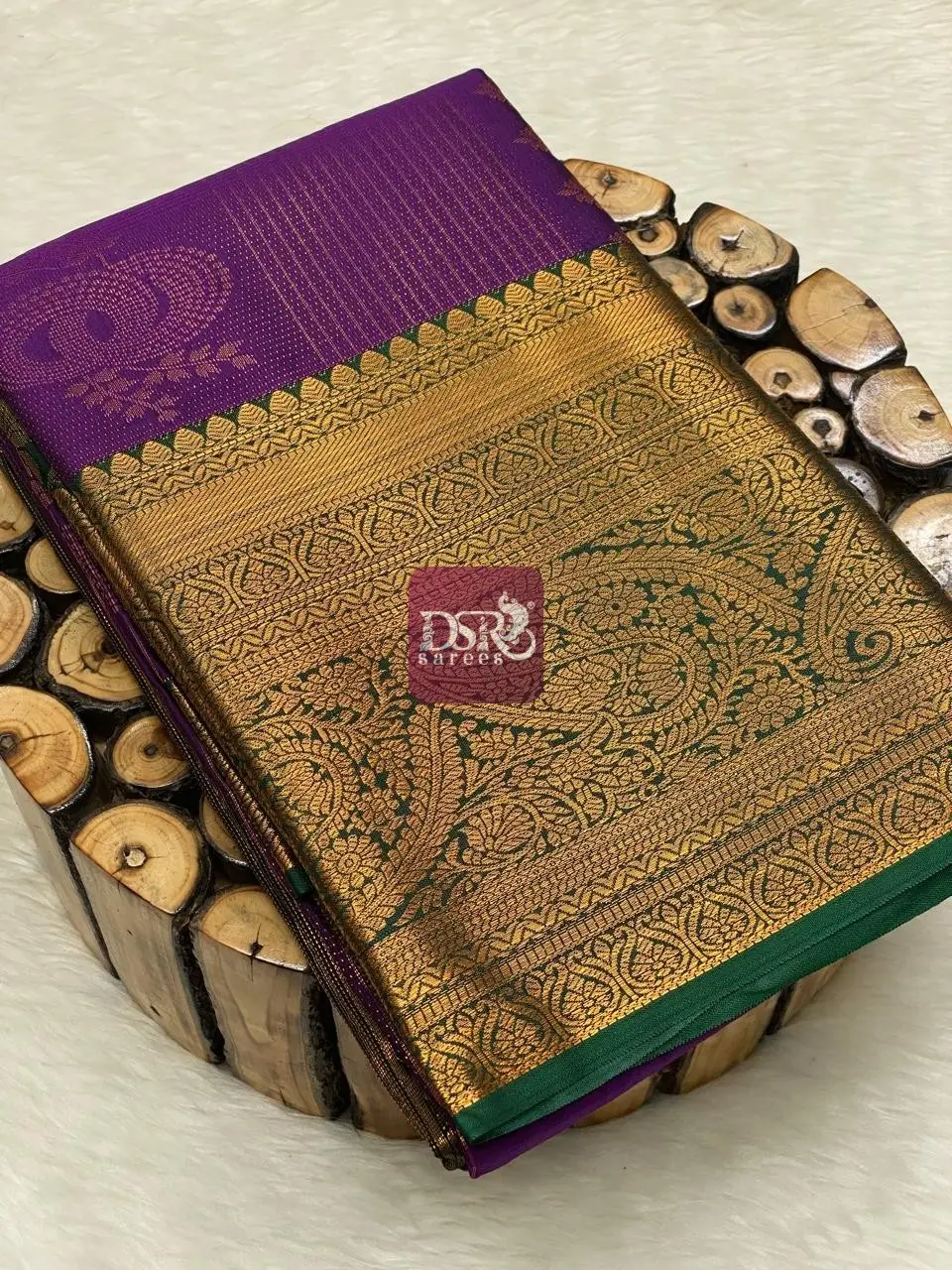 Premium Kanchi Lines Design
