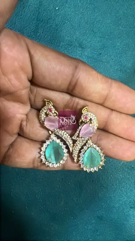 Earings Collections