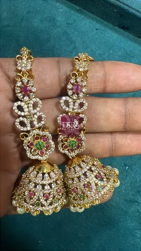 Earings Collections