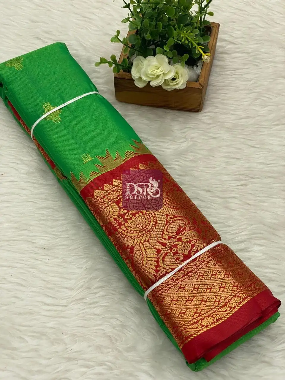 Semi Gadwal Border Sarees