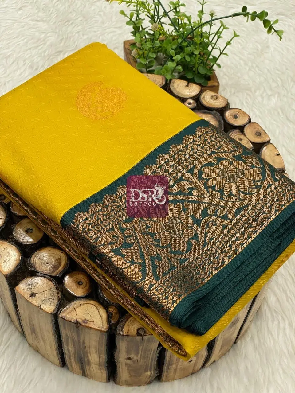 Korvai Border Embose Soft Silk