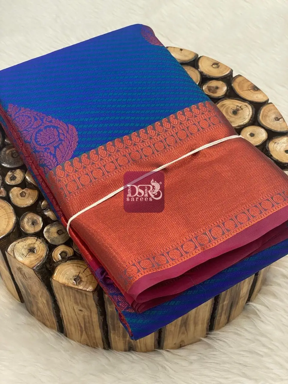 Self Embose Udal Butta Sarees