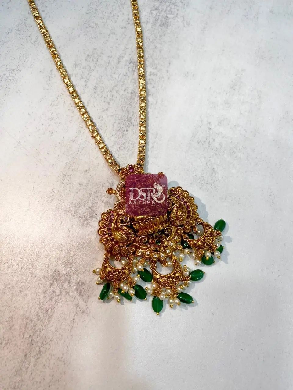 Dolar Chain