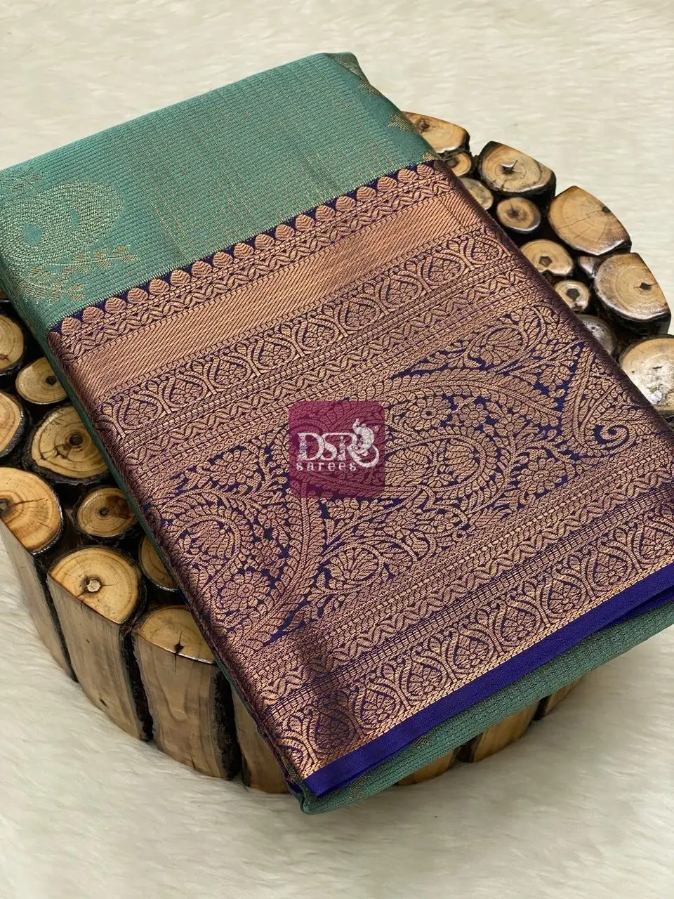 Premium Kanchi Lines Design