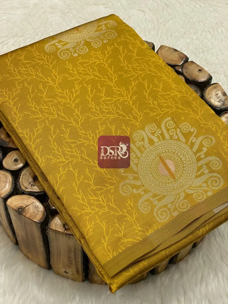 Borderless Emboss Sarees