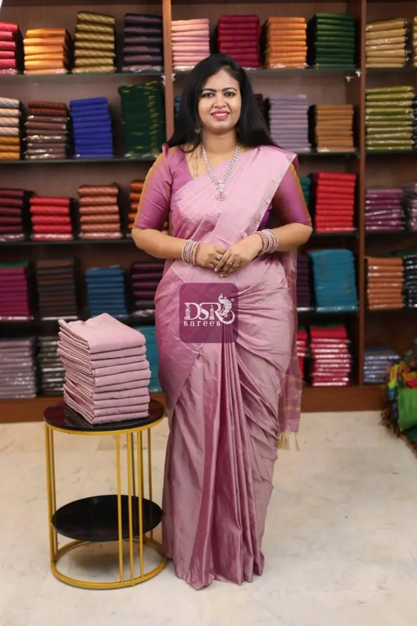 Arani Vairaooshi Soft Silk Saree