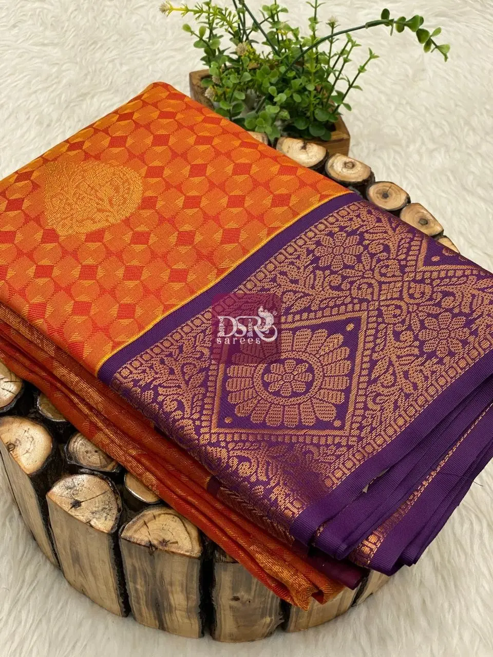 Korvai Border Embose Soft Silk