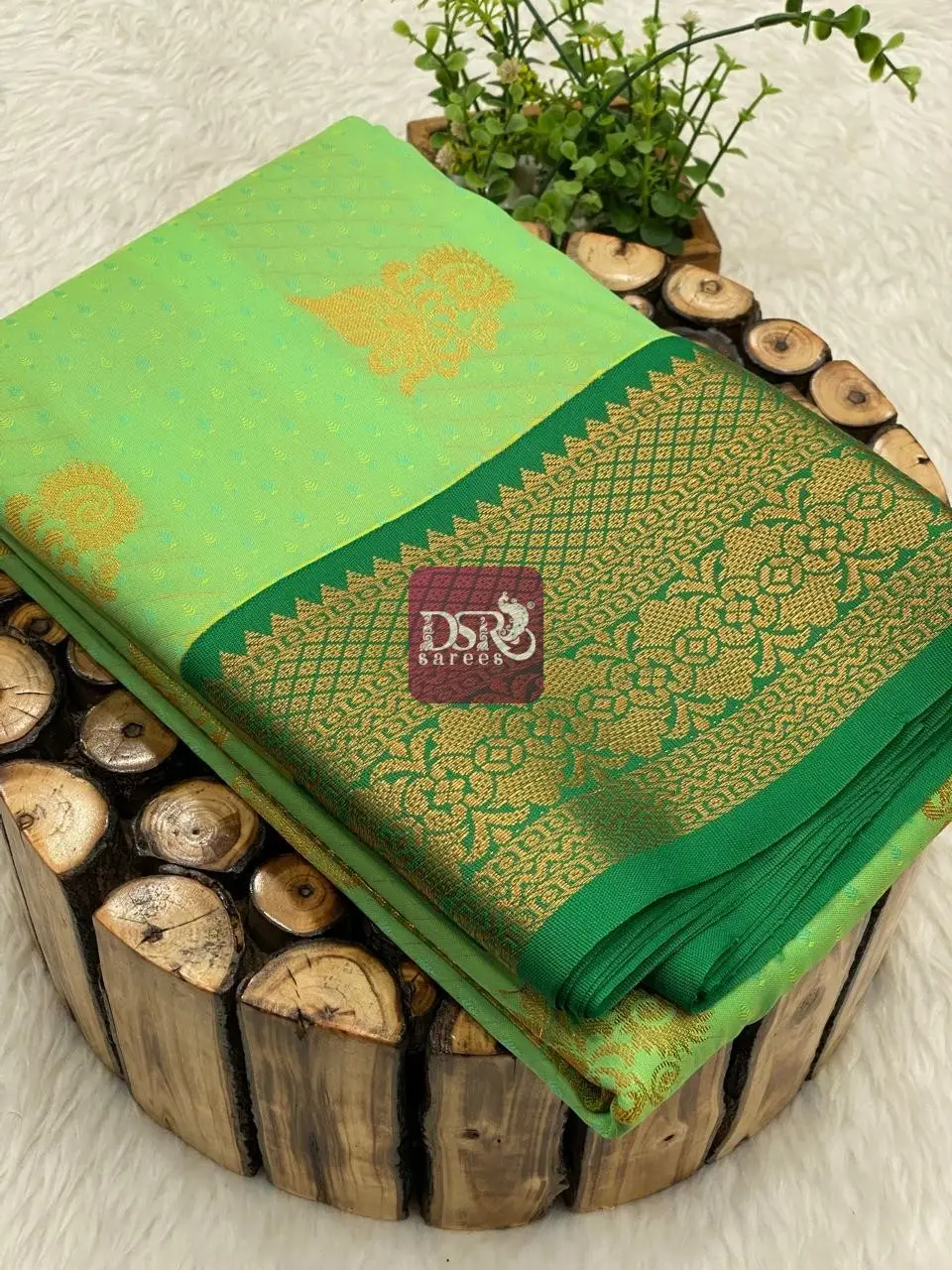 Korvai Border Embose Soft Silk