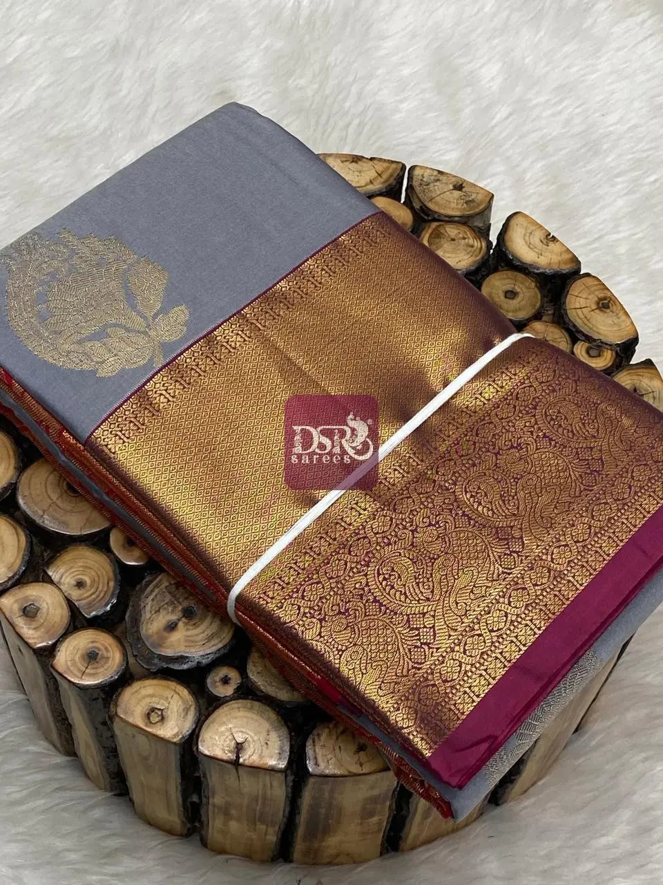 Premium Kanchi Udal Butta Saree