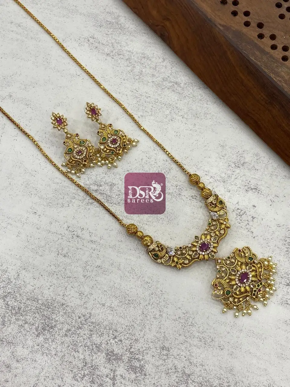 Dolar Chain